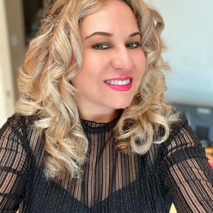 Meet your Posher, Robin